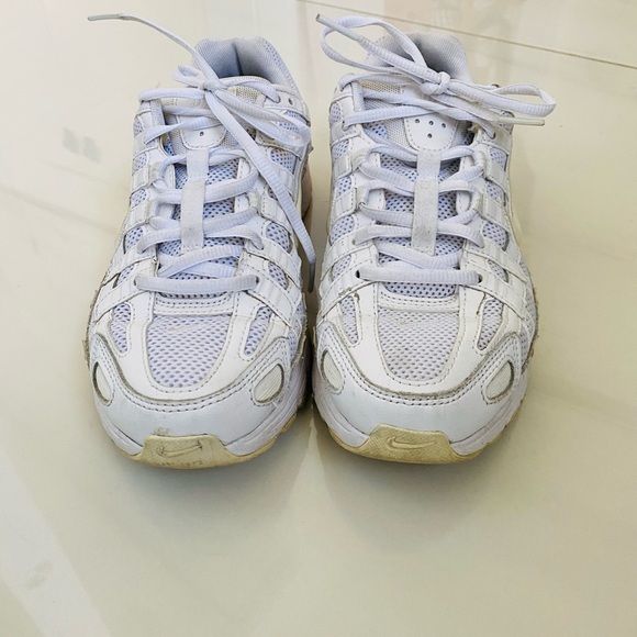 NIKE “Triple White” - Picture 5 of 7